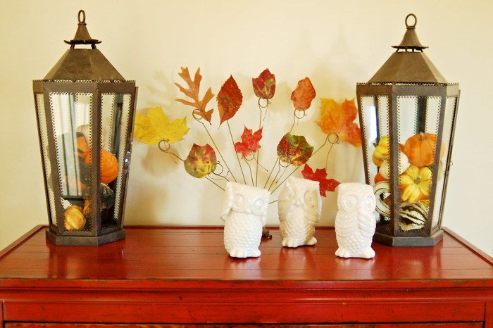 Outdoor fall lantern decor