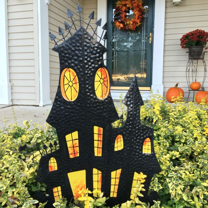 Cheap outdoor halloween decor