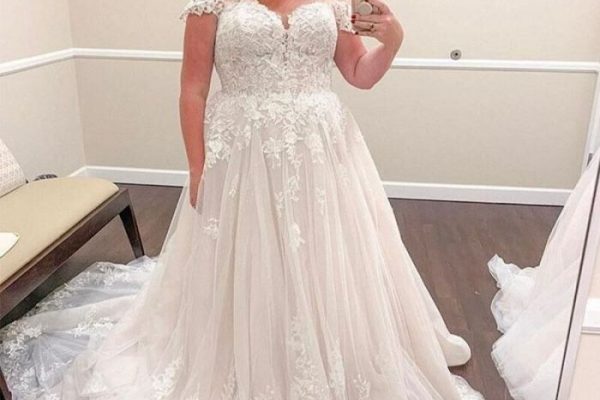 Lace long sleeve plus size wedding dress