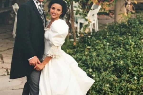 Julia louis-dreyfus wedding dress